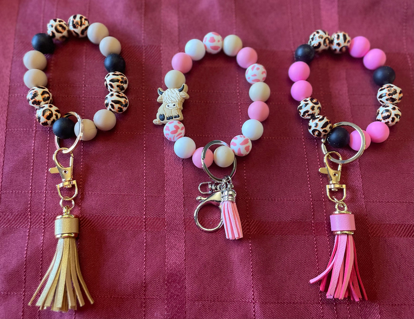 Beaded wrist keychains