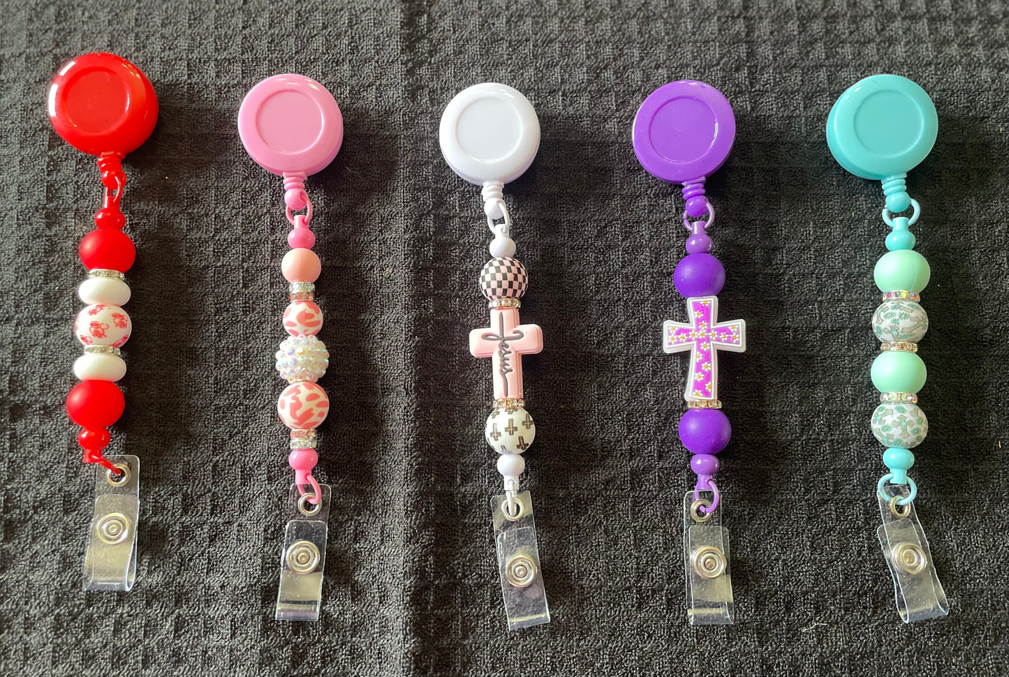 Badge reels with beads