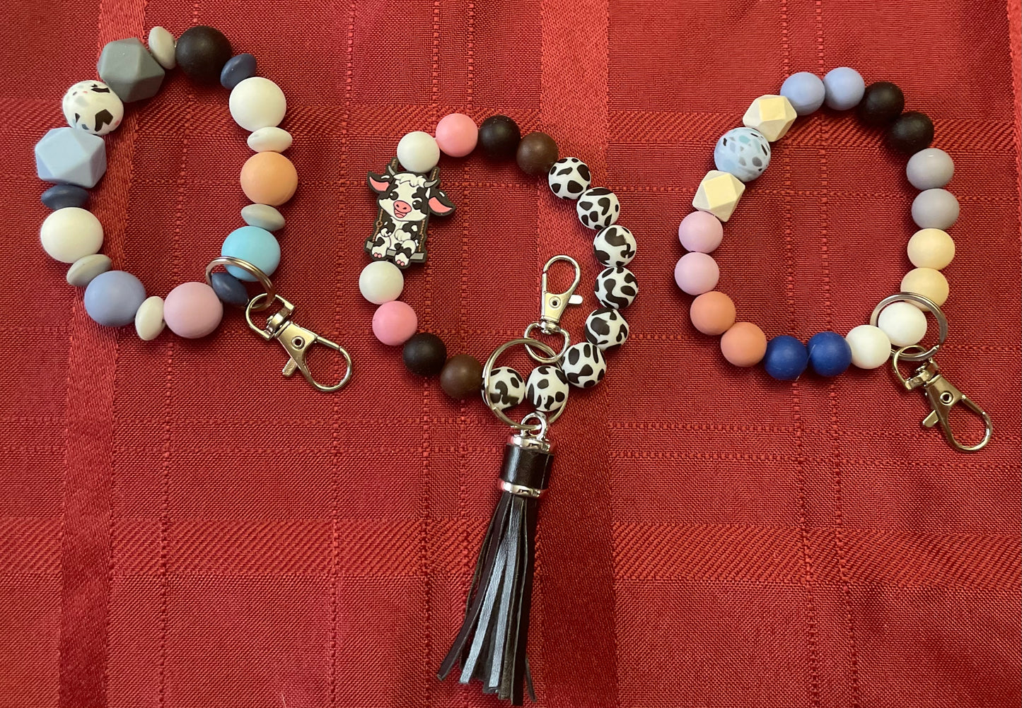 Beaded wrist keychains