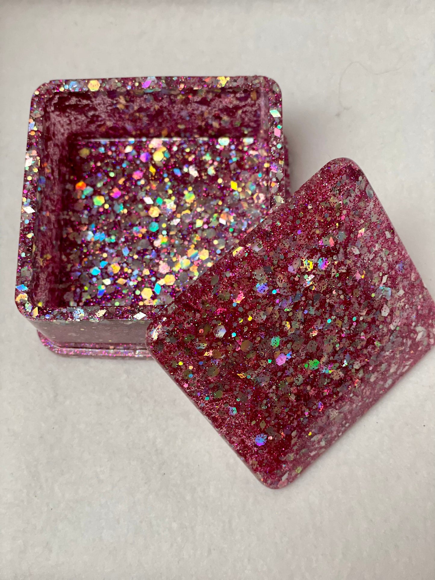 Resin trinket box/jewelry box