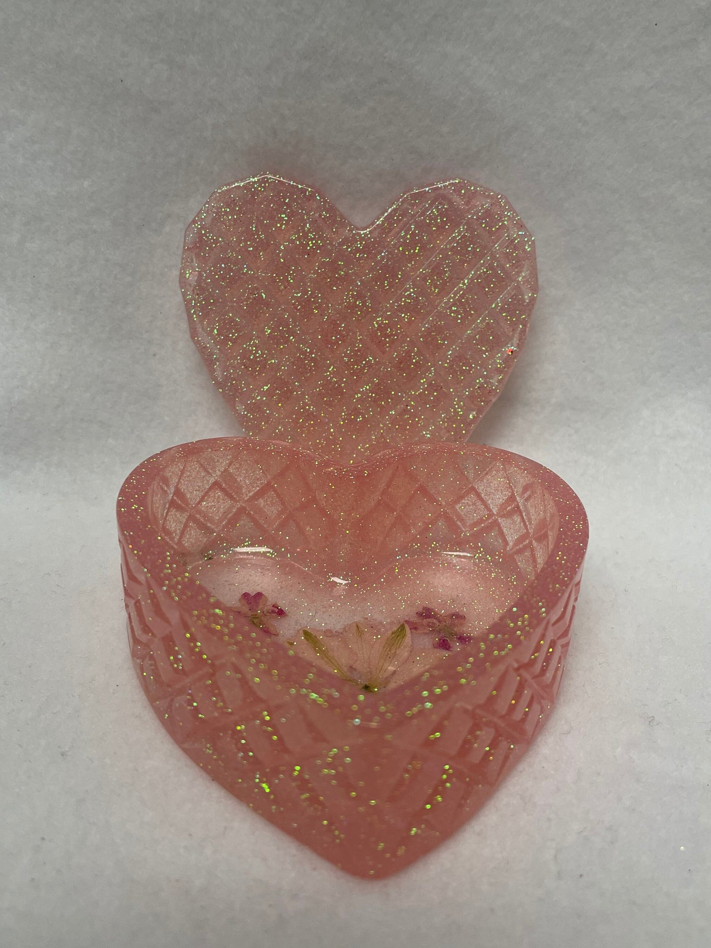 Resin trinket box/jewelry box