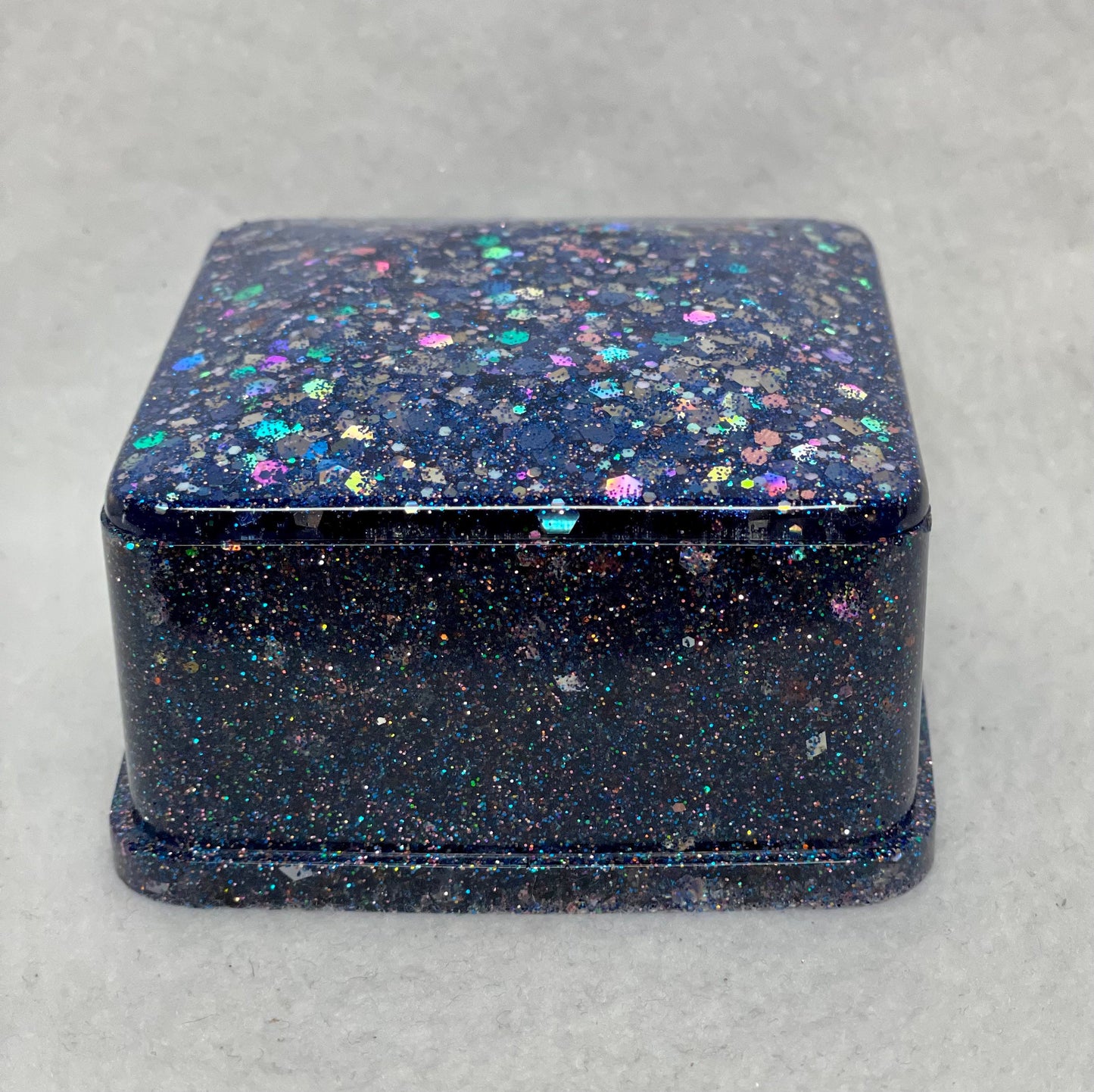 Resin trinket box/jewelry box