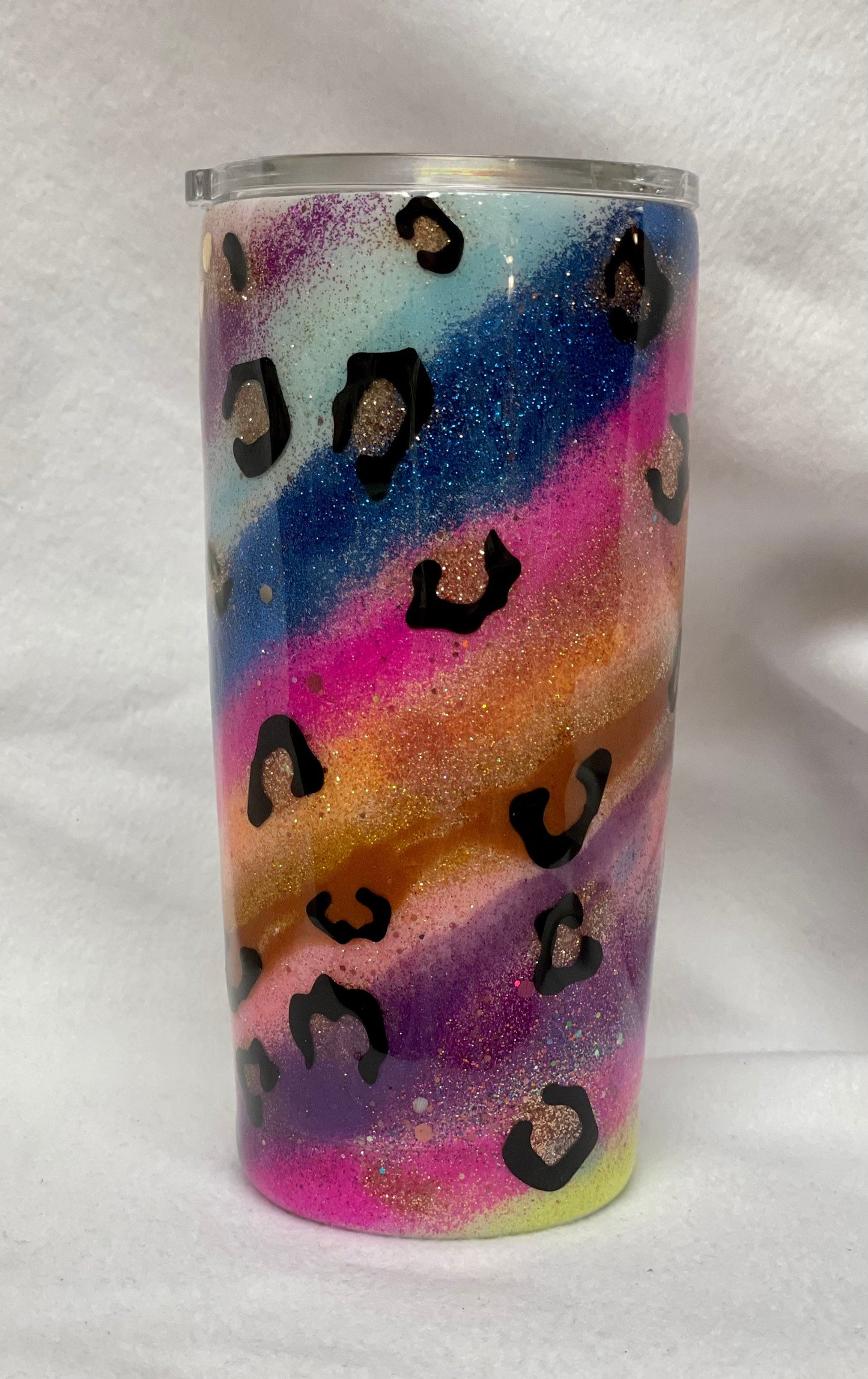 Love Rainbows & Leopard print? Enjoy a beverage in this 20oz Tumbler.