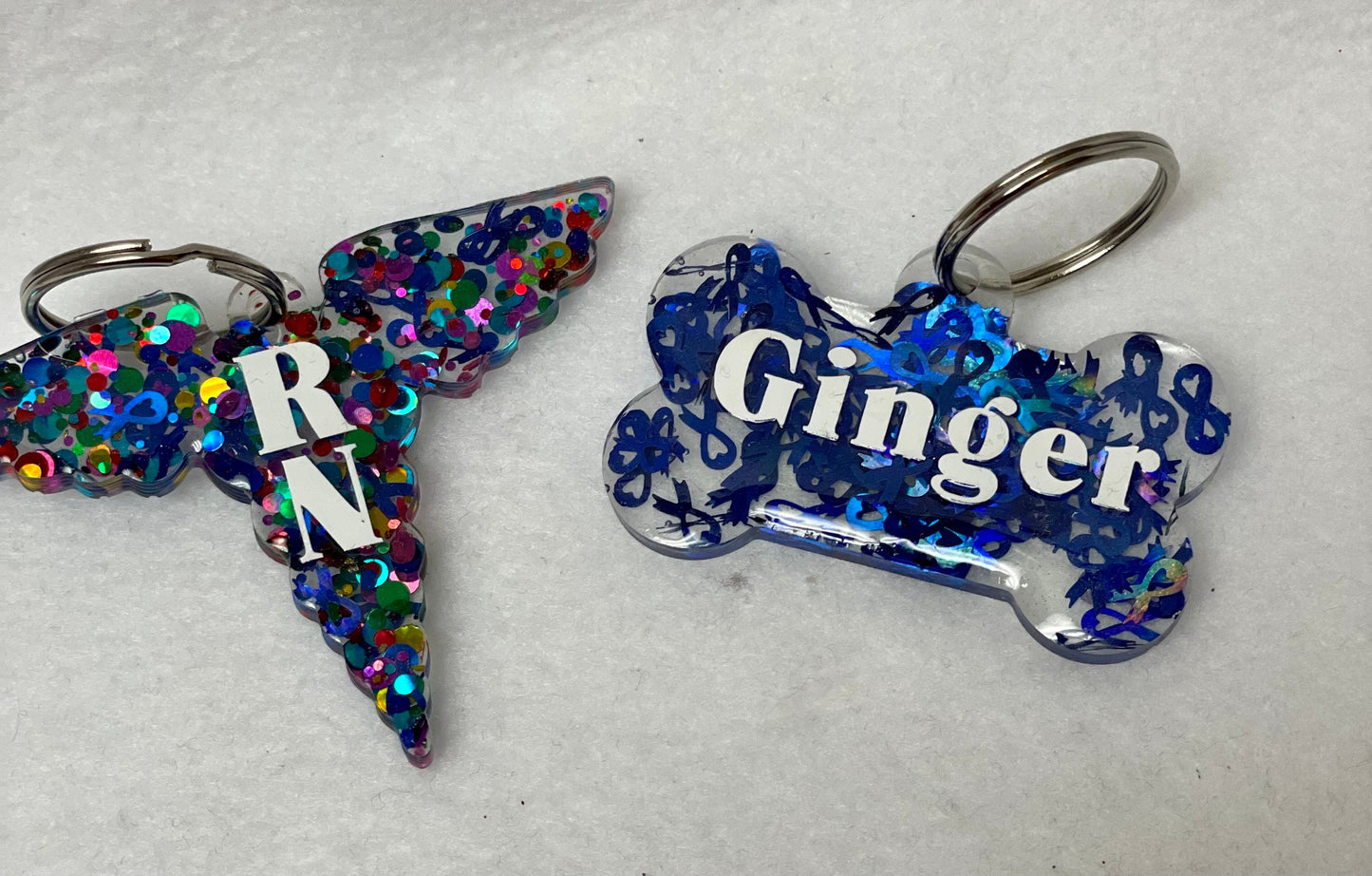 These are key rings. Please specify in comments which one you are interested in. Each sold separately