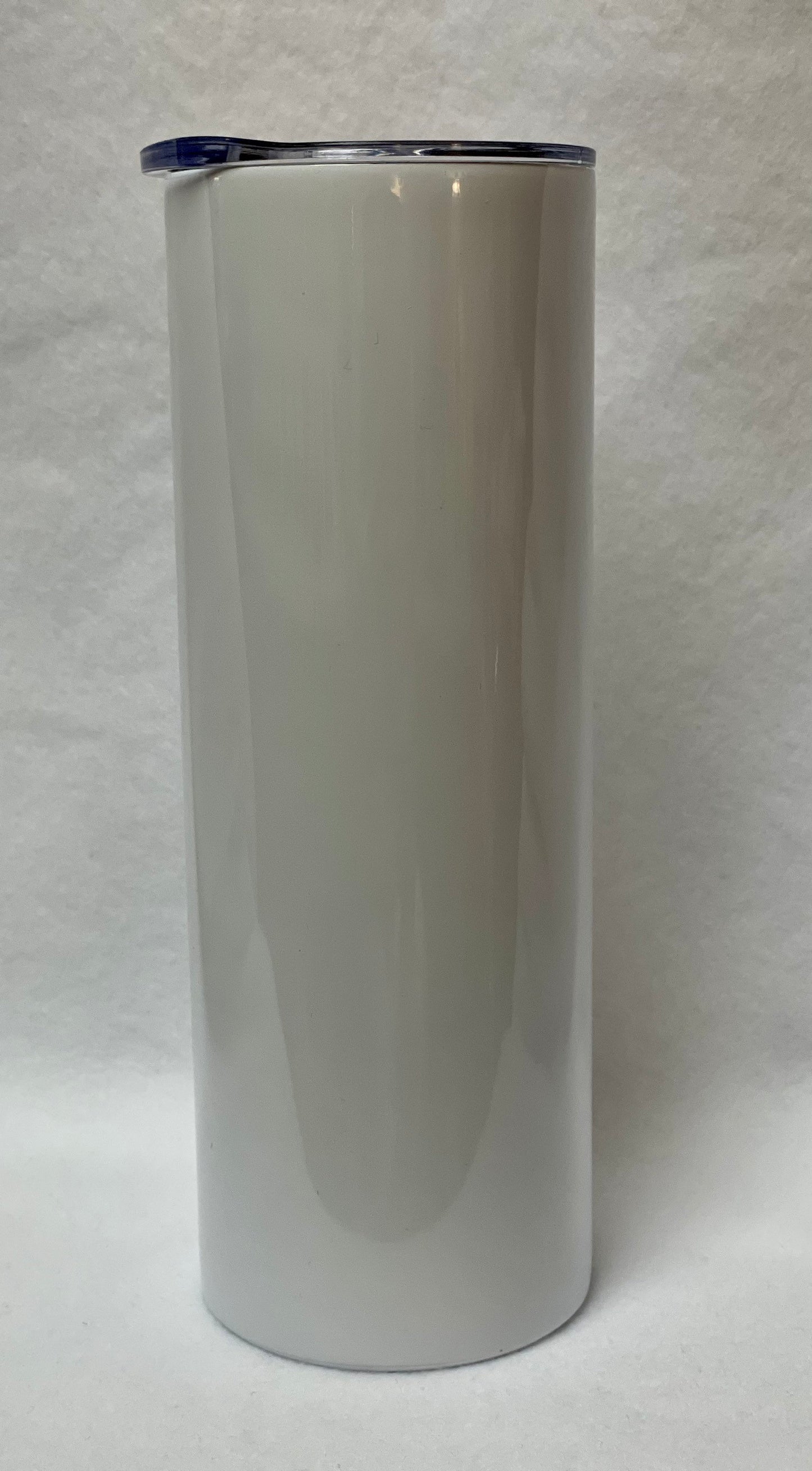 Enjoy a beverage in this 20oz skinny Tumbler.