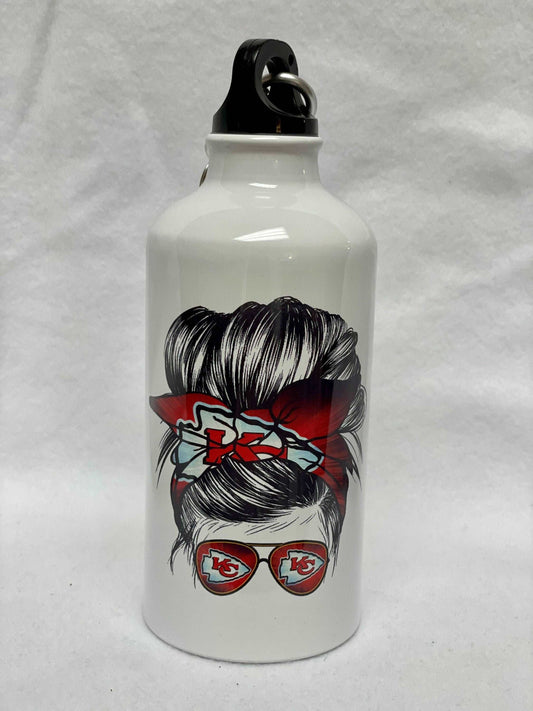 Do you love the Kansas City Chiefs? Enjoy a cold beverage in this 16 oz Aluminum Sports Bottle