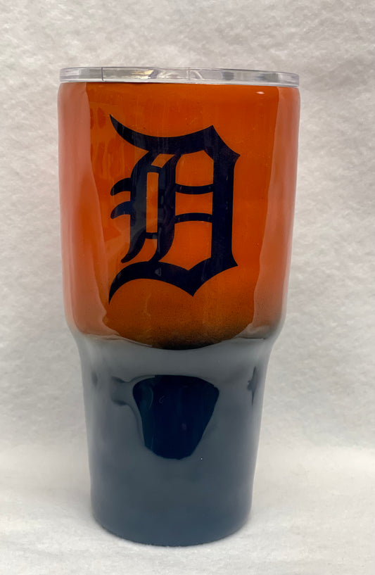 For all the Detroit Tigers fans! Enjoy a beverage in this 30 oz Tumbler.
