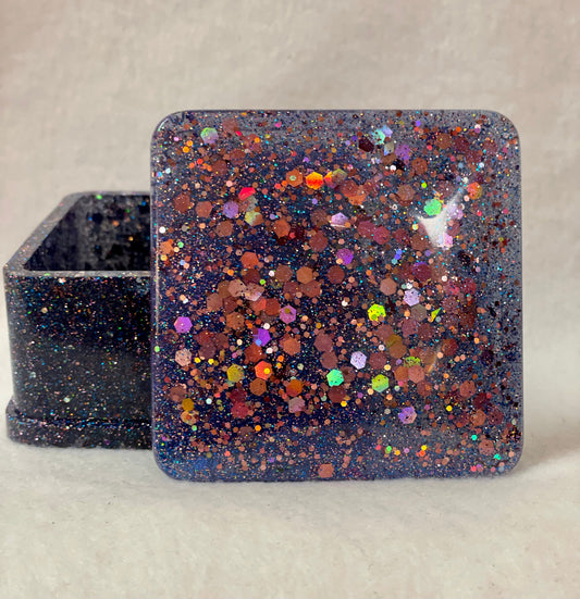 Resin trinket box/jewelry box