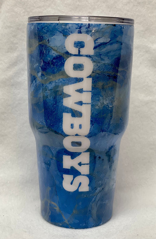 For all the Dallas cowboy fans! Enjoy a beverage in this 30 oz Tumbler.